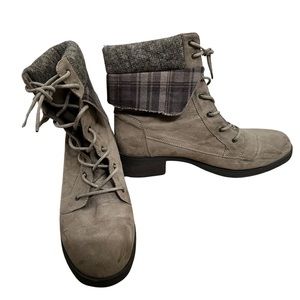 Size 13 women’s boots